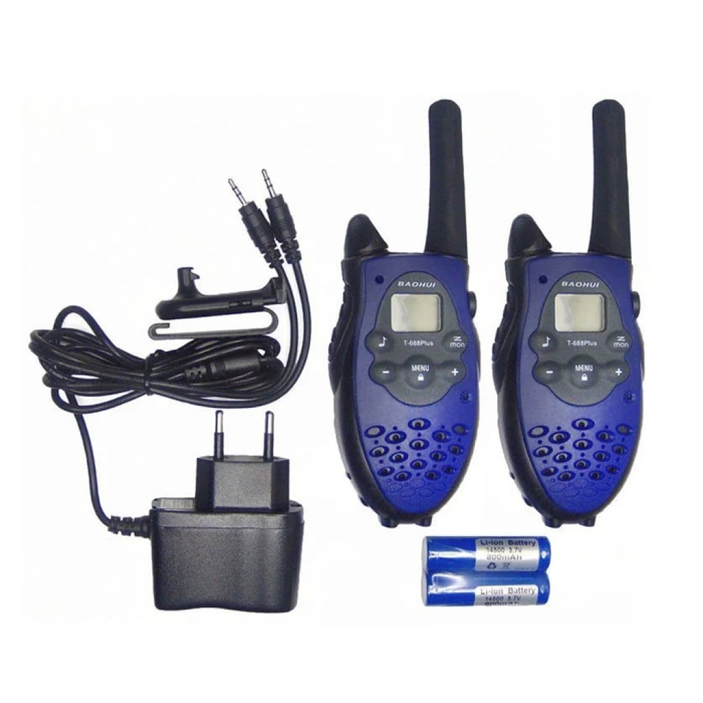 walkie-talkie-με-μονόχρωμη-οθόνη-σε-μπλε-χρώμα-baohui-t-688-plus